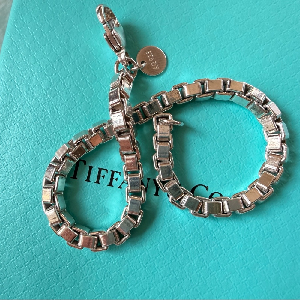Tiffany & Co. Silver Venetian Link Bracelet - Picture 8 of 9